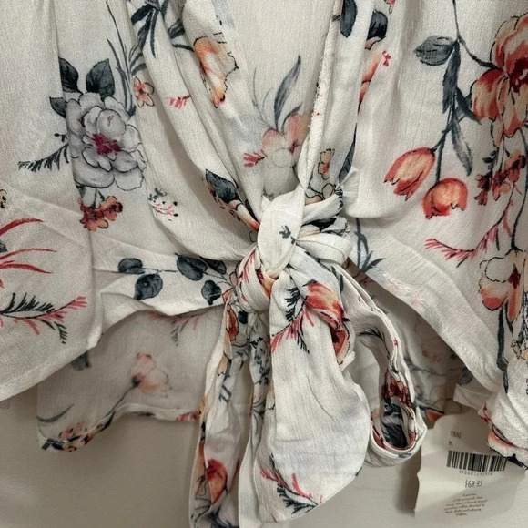 Altar’d State NWT’s tie front long sleeve floral kimono.size medium - Picture 4 of 7